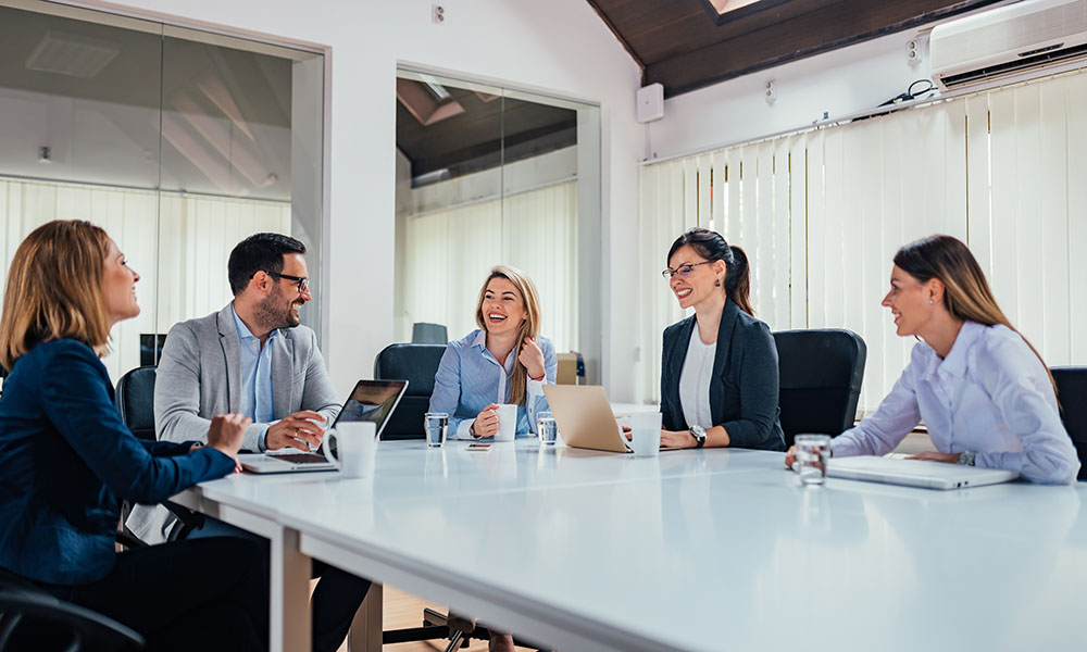 Reunión sobre sobre dirección comercial y marketing